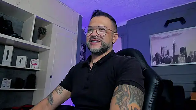 MrFrank tattoo online show from October 2, 2025, 10:17 pm