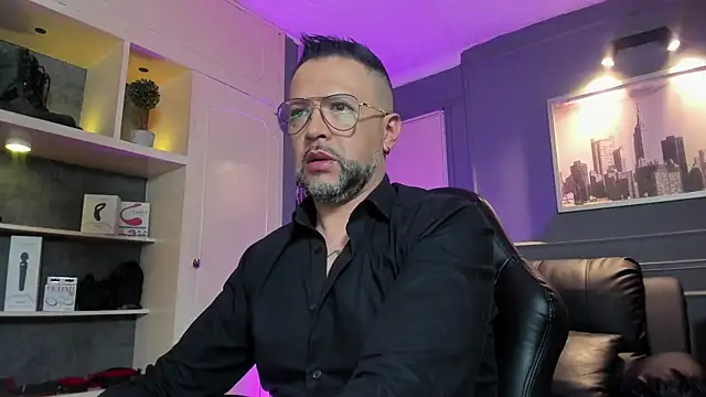 MrFrank tattoo online show from February 9, 2026, 10:30 am