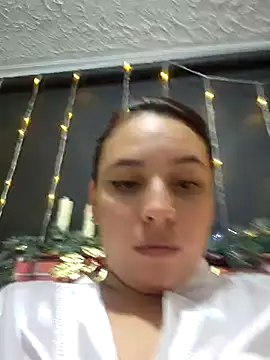 Snapshot of LizzRouse chatting on December 15, 2024, 3:56 am LizzRouse online show from December 15, 2024, 3:56 am