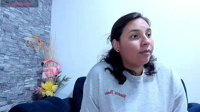 Snapshot of LizzRouse chatting on December 30, 2024, 11:49 pm LizzRouse online show from December 30, 2024, 11:49 pm