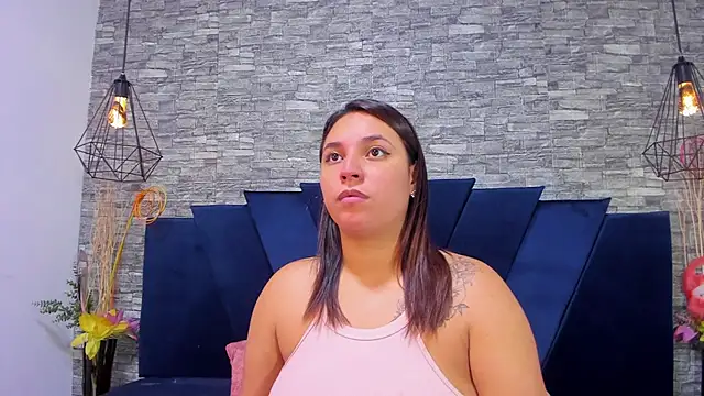 Snapshot of LizzRouse chatting on March 15, 2025, 3:06 pm LizzRouse online show from March 15, 2025, 3:06 pm