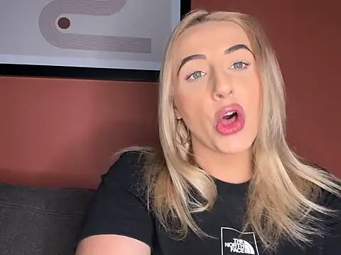 Strongqueen online show from March 9, 2025, 3:22 am