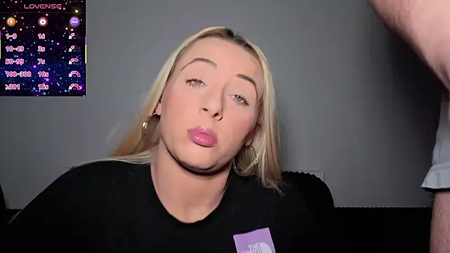 Snapshot of Strongqueen chatting on February 5, 2026, 9:30 pm Strongqueen online show from February 5, 2026, 9:30 pm