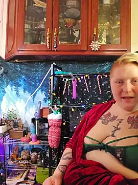 Snapshot of buxombosums chatting on December 17, 2025, 9:43 pm buxombosums online show from December 17, 2025, 9:43 pm