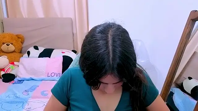  elenna online show from February 11, 2026, 6:13 pm