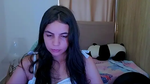 Snapshot of _elenna chatting on June 28, 2026, 5:41 pm elenna online show from June 28, 2026, 5:41 pm