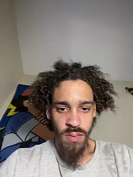 Snapshot of Mrvanillaa chatting on October 18, 2025, 9:59 pm Mrvanillaa online show from October 18, 2025, 9:59 pm