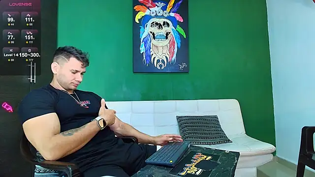 Snapshot of GendersonFit chatting on November 9, 2025, 2:26 pm GendersonFit online show from November 9, 2025, 2:26 pm