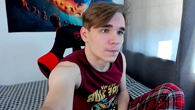 Snapshot of LetsDoSomethingFun chatting on February 15, 2025, 12:01 pm LetsDoSomethingFun online show from February 15, 2025, 12:01 pm