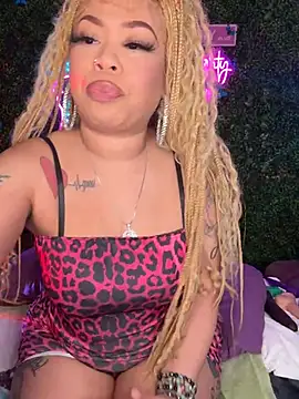 ThickAssRena online show from May 16, 2026, 1:13 am