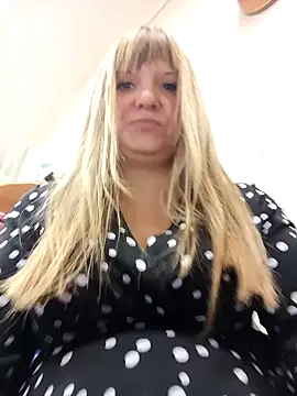 Snapshot of Office_Albertina chatting on September 11, 2025, 10:10 pm Office Albertina online show from September 11, 2025, 10:10 pm