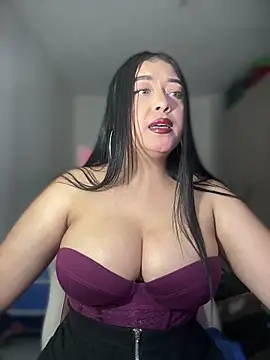 Snapshot of cami_ortiz__ chatting on January 25, 2025, 2:37 am cami ortiz online show from January 25, 2025, 2:37 am