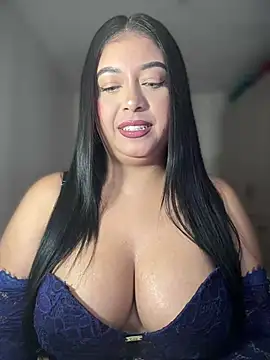 Snapshot of cami_ortiz__ chatting on March 6, 2025, 3:13 am cami ortiz online show from March 6, 2025, 3:13 am