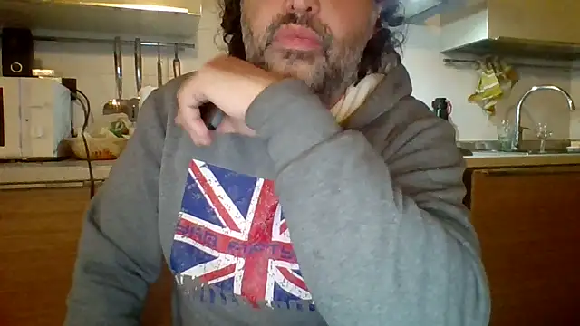 Snapshot of woww791 chatting on October 20, 2025, 7:14 pm woww791 online show from October 20, 2025, 7:14 pm