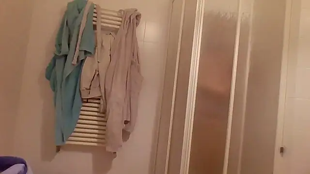 Snapshot of woww791 chatting on November 29, 2025, 5:38 pm woww791 online show from November 29, 2025, 5:38 pm