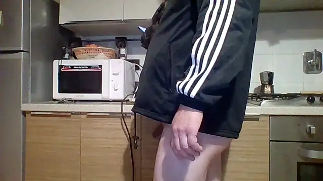 Snapshot of woww791 chatting on December 18, 2025, 6:14 pm woww791 online show from December 18, 2025, 6:14 pm