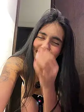 DaphneUwu online show from July 23, 2026, 1:58 am