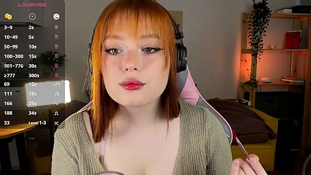 Snapshot of Sofy_Benson chatting on February 19, 2026, 1:18 pm Sofy Benson online show from February 19, 2026, 1:18 pm