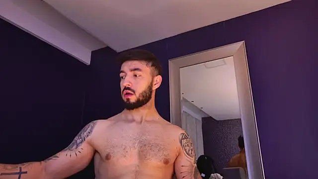 Snapshot of MarkWalker__ chatting on October 14, 2025, 10:49 am MarkWalker online show from October 14, 2025, 10:49 am