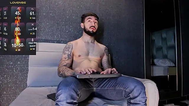 Snapshot of MarkWalker__ chatting on November 20, 2025, 10:04 am MarkWalker online show from November 20, 2025, 10:04 am