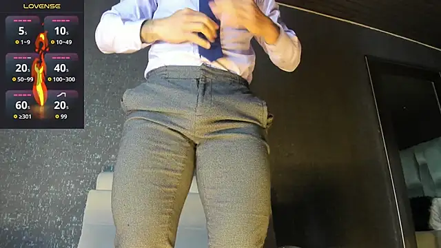 Snapshot of MarkWalker__ chatting on November 30, 2025, 10:08 am MarkWalker online show from November 30, 2025, 10:08 am