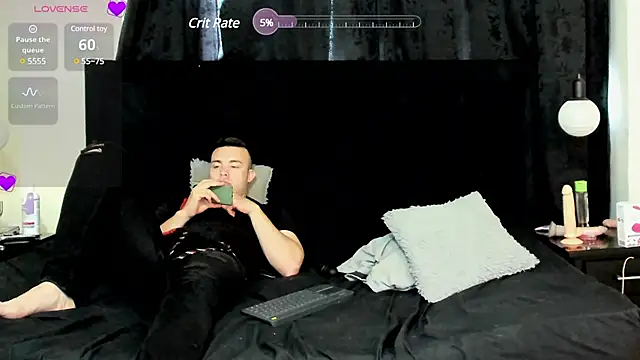 Snapshot of lissandthor13 chatting on January 14, 2025, 1:06 pm lissandthor13 online show from January 14, 2025, 1:06 pm