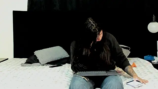 Snapshot of lissandthor13 chatting on December 16, 2025, 10:53 am lissandthor13 online show from December 16, 2025, 10:53 am