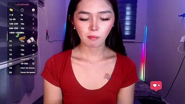 Itsme claire online show from November 18, 2025, 2:06 am