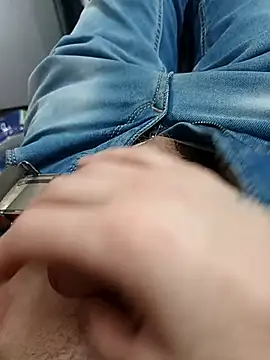 Snapshot of hotdickhow chatting on March 5, 2025, 1:17 pm hotdickhow online show from March 5, 2025, 1:17 pm