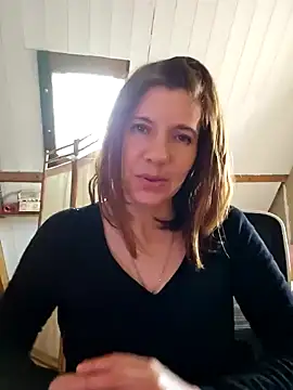 Lina lou4 online show from February 21, 2025, 2:27 pm