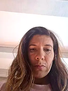 Lina lou4 online show from November 5, 2025, 10:37 am