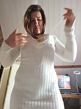 Lina lou4 online show from December 20, 2025, 10:11 am