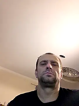 Snapshot of Roman0798 chatting on November 14, 2025, 5:28 am Roman0798 online show from November 14, 2025, 5:28 am