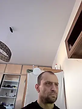 Snapshot of Roman0798 chatting on December 18, 2025, 11:38 am Roman0798 online show from December 18, 2025, 11:38 am