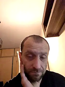 Snapshot of Roman0798 chatting on December 21, 2025, 7:15 am Roman0798 online show from December 21, 2025, 7:15 am