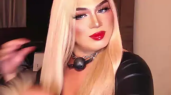 Snapshot of Bitch_Fowler69 chatting on December 12, 2024, 7:48 pm Bitch Fowler69 online show from December 12, 2024, 7:48 pm