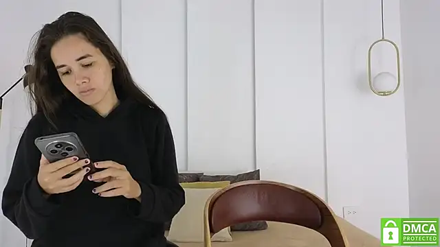 sexychanell 18 online show from December 3, 2025, 12:47 pm