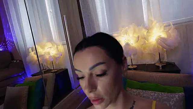 Snapshot of Mazeekiin30X chatting on March 23, 2025, 8:26 am Mazeekiin30X online show from March 23, 2025, 8:26 am