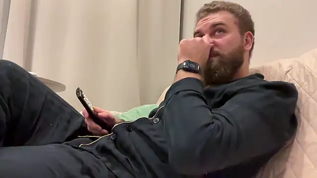 Snapshot of Bear_bear_ chatting on February 26, 2026, 7:13 pm Bear bear online show from February 26, 2026, 7:13 pm