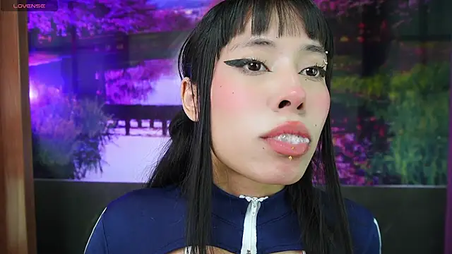 Snapshot of miss__maria chatting on February 13, 2025, 6:05 pm miss maria online show from February 13, 2025, 6:05 pm