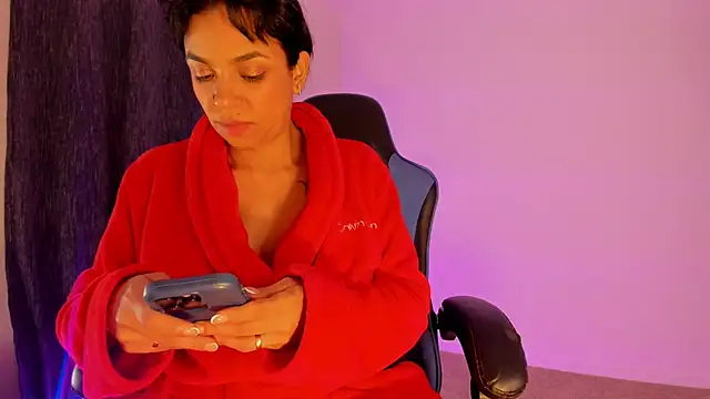 Snapshot of victoriachicas chatting on December 22, 2024, 11:00 am victoriachicas online show from December 22, 2024, 11:00 am