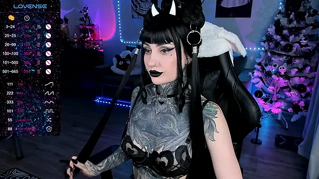 Snapshot of RachelQueen_ chatting on February 9, 2025, 10:42 am RachelQueen online show from February 9, 2025, 10:42 am