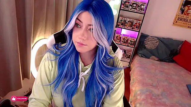 Emmy Ruiz online show from September 20, 2025, 11:39 pm