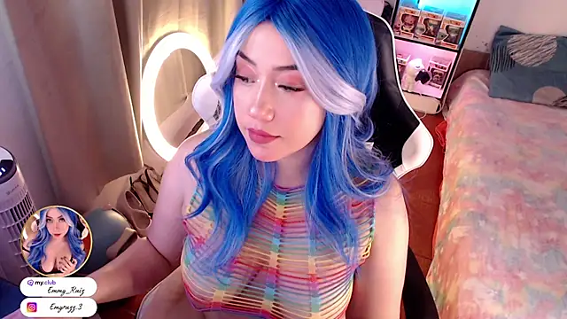 Emmy Ruiz online show from October 5, 2025, 9:45 pm