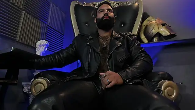 BeardAndrew online show from November 12, 2025, 3:07 am