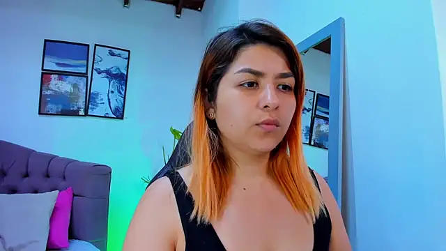 Snapshot of Gretta_Queen chatting on February 11, 2025, 7:05 pm Gretta Queen online show from February 11, 2025, 7:05 pm