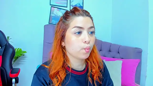 Gretta Queen online show from December 4, 2025, 5:54 pm