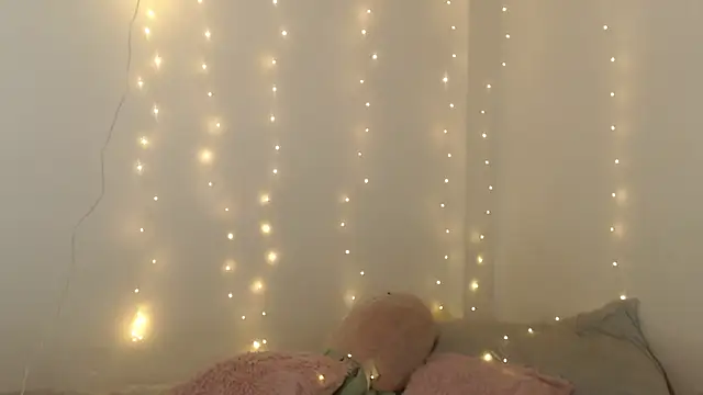 Snapshot of SweetSofty chatting on April 19, 2026, 1:32 pm SweetSofty online show from April 19, 2026, 1:32 pm