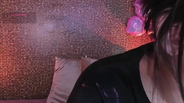 Apartment28 online show from July 9, 2026, 2:15 am