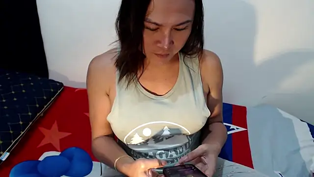 Snapshot of imyours-chenxx chatting on October 5, 2025, 1:15 am imyours-chenxx online show from October 5, 2025, 1:15 am